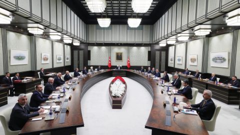 Kabine 'Terörsüz Türkiye' gündemiyle toplanıyor