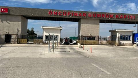 Cilvegözü ve Öncüpınar gümrük kapılarında transit ticarette 24 saat geçiş serbestleşecek