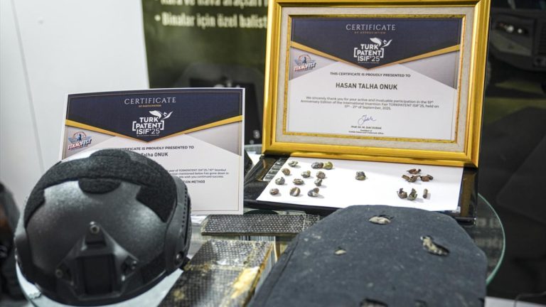 Yerli zırh sistemi TEKNOFEST'te tanıtıldı