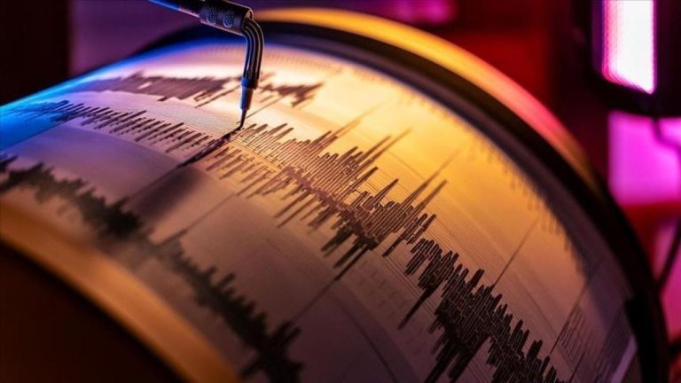 Balıkesir'de 4,1 büyüklüğünde deprem - Son Dakika Haberleri