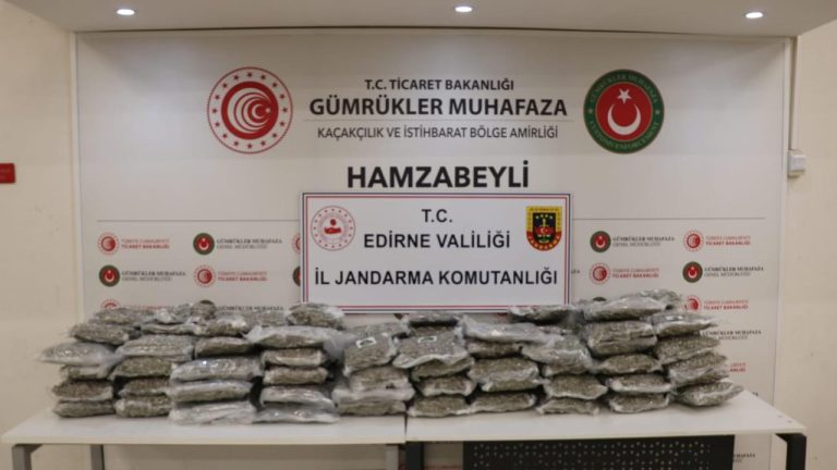 Edirne'de 105,2 kilogram uyuşturucu ele geçirildi