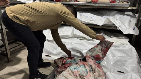 Katil İsrail'in Gazze'ye saldırılarında can kaybı 70 bin 354'e yükseldi