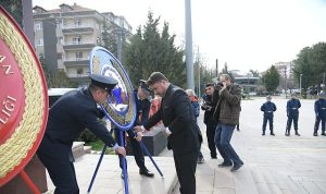 Çanakkale Şehitleri Saygıyla Anıldı Çanakkale Şehitleri Saygıyla Anıldı