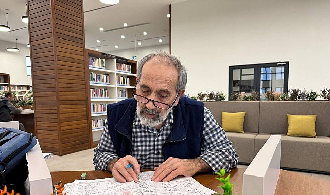 Tuğran Amca’nın okuma aşkı yıllara meydan okuyor Tuğran Amca’nın okuma aşkı yıllara meydan okuyor