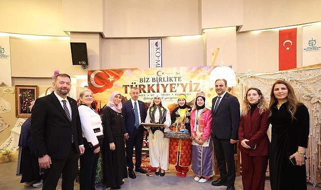 Başiskele KO-MEK sergi açılışına büyük ilgi Başiskele KO-MEK sergi açılışına büyük ilgi