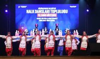Küçükçekmece Belediyesi Halk Dansları Topluluğu’nun Yılsonu Gösterisi İzleyenleri Büyüledi Küçükçekmece Belediyesi Halk Dansları Topluluğu’nun Yılsonu Gösterisi İzleyenleri Büyüledi