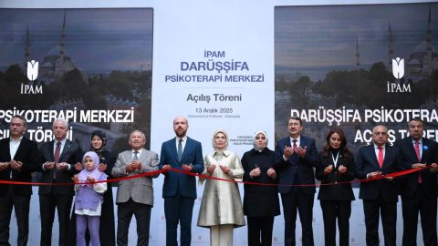 İbn Haldun Üniversitesi "Darüşşifa Psikoterapi Merkezi" açıldı
