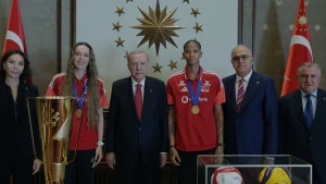 Cumhurbaşkanı Erdoğan A Milli Kadın Voleybol Takımını Kabul Etti Cumhurbaşkanı Erdoğan A Milli Kadın Voleybol Takımını Kabul Etti