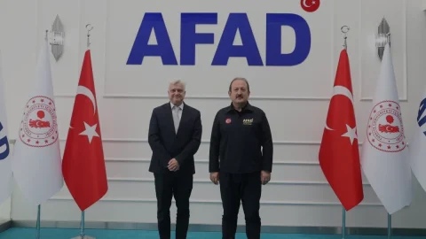 AFAD Başkanı Pehlivan UNICEF Bölge Direktörü Beigbeder ile Görüştü AFAD Başkanı Pehlivan UNICEF Bölge Direktörü Beigbeder ile Görüştü