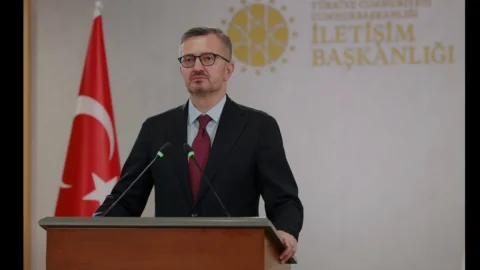 İletişim Başkanı Duran’dan Netanyahu’nun BM’deki sözlerine sert tepki İletişim Başkanı Duran’dan Netanyahu’nun BM’deki sözlerine sert tepki